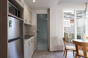Akrogiali Apartments