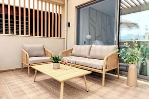 Le Mar Luxury Apartments by Checkin