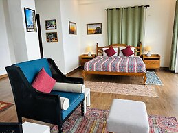 The Ridge House - A Villa Community