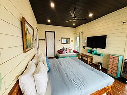 The Ridge House - A Villa Community