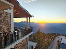 The Ridge House - A Villa Community