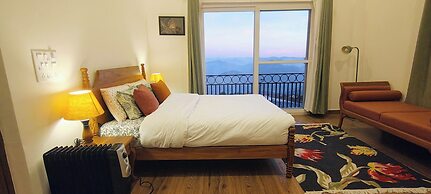 The Ridge House - A Villa Community