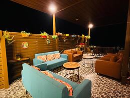 The Ridge House - A Villa Community