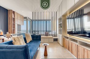 Luxury Studio - Revolution Monument View - Gym