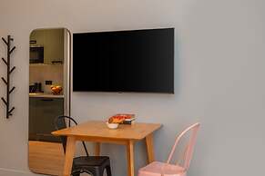 Montmartre Paris Suite