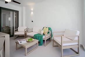 Luxury 2 Bedroom Apartment