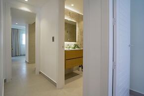 Luxury 2 Bedroom Apartment