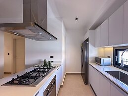 Luxury 2 Bedroom Apartment