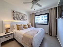 Luxury 2 Bedroom Apartment
