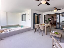 Luxury 2 Bedroom Apartment