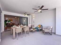 Luxury 2 Bedroom Apartment