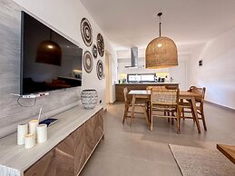 Luxury 2 Bedroom Apartment