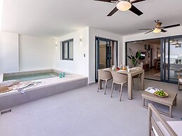 Luxury 2 Bedroom Apartment