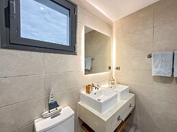 Gorgeous new Beach Apartment