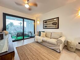 Gorgeous new Beach Apartment