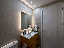Spectacular Brand new Beach Condo