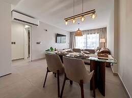 Spectacular Brand new Beach Condo