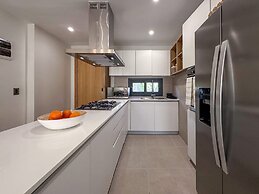 Spectacular Brand new Beach Condo