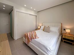 Spectacular Brand new Beach Condo