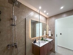 Spectacular Brand new Beach Condo