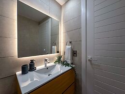 Spectacular Brand new Beach Condo
