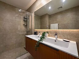 Spectacular Brand new Beach Condo