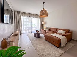 Spectacular Brand new Beach Condo