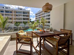 Spectacular Brand new Beach Condo