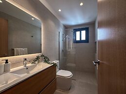 Spectacular Golf Front 3BR Apartment!