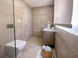 One Bedroom Apartment