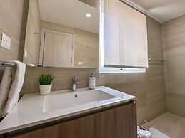 One Bedroom Apartment