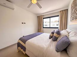 Luxury Penthouse 3 Bedroom Ocean Views