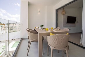 Luxury Penthouse 3 Bedroom Ocean Views