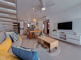 Fantastic Beach Penthouse With Rooftop BBQ