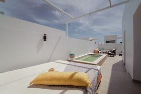Fantastic Beach Penthouse With Rooftop BBQ