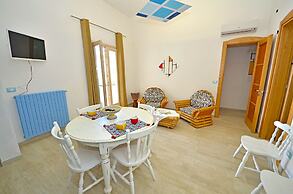 Casa Mondrian - Camere con Bagno e Piscina Privata