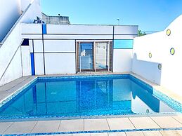 Casa Mondrian - Camere con Bagno e Piscina Privata