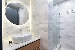 Stones Throw Apartments