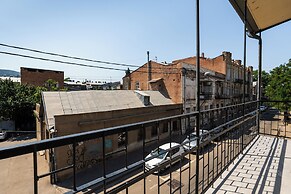 Stones Throw Apartments