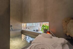 Design Loft With Private Parking by Rent all Como