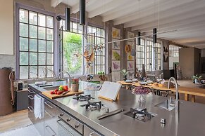 Design Loft With Private Parking by Rent all Como