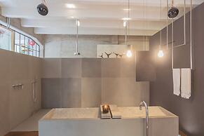 Design Loft With Private Parking by Rent all Como