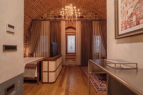 Stone Inn Galata