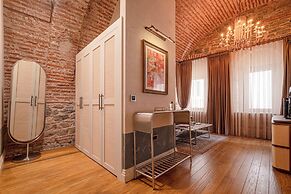 Stone Inn Galata
