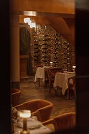 Stone Inn Galata