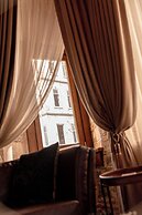 Stone Inn Galata