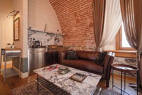 Stone Inn Galata