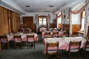 Hotel Adler
