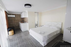 Hotel Carleone