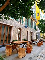 Thala Hotel Sorrento